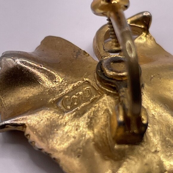 Coro Vintage Gold Tone Leaf Rhinestone Brooch and Screw Back Earring Set AL5.1 - Picture 16 of 16